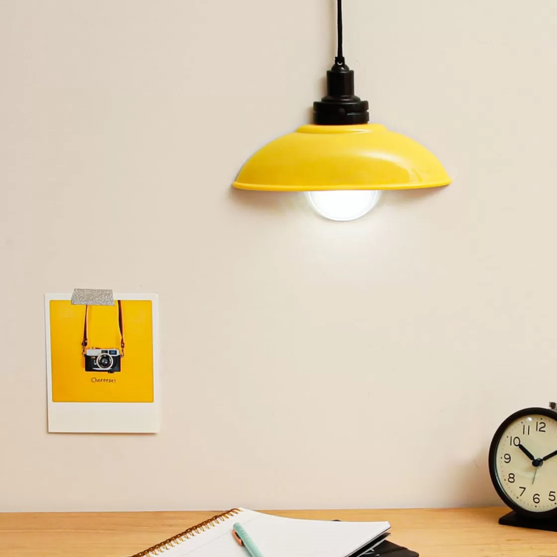 La Chaise Longue Déco Lumineuse | Déco-SUSPENSION VEILLEUSE RETRO JAUNE
